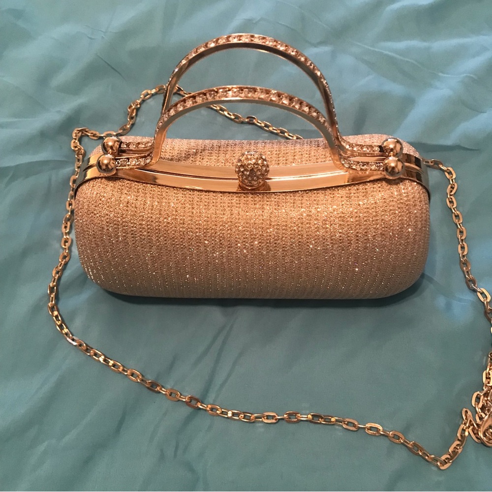 NWOT Clutch & Crossbody Rose Gold Rhinestone purse!